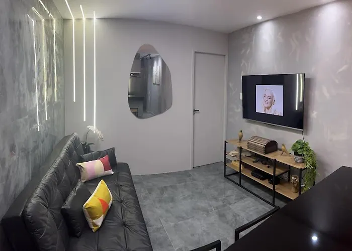 Apartamento Recem Reformado E Decorado Copacabana